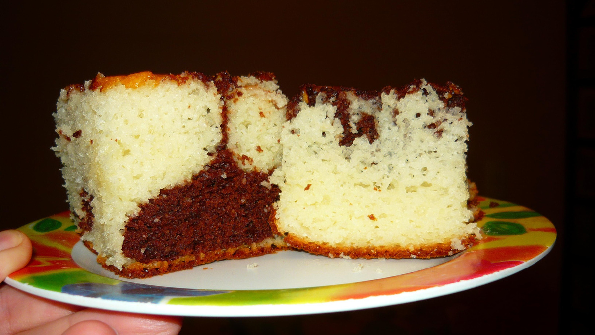 Bolo de iogurte e chocolate