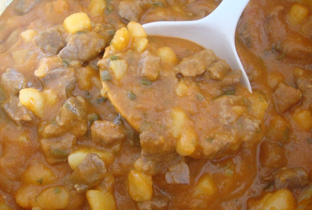Patinho com batatas