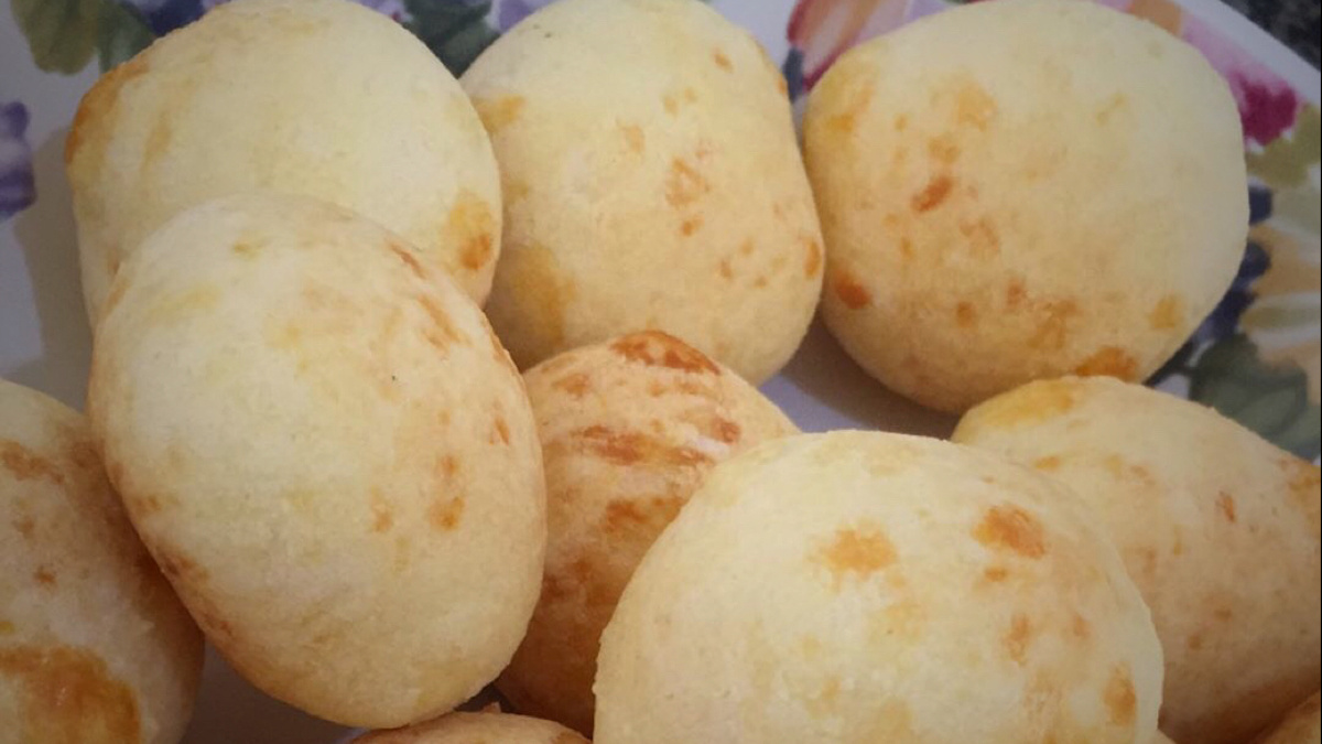 Pão de queijo mineiro superfácil
