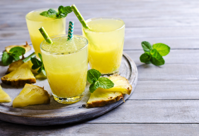 Caipirinha de abacaxi