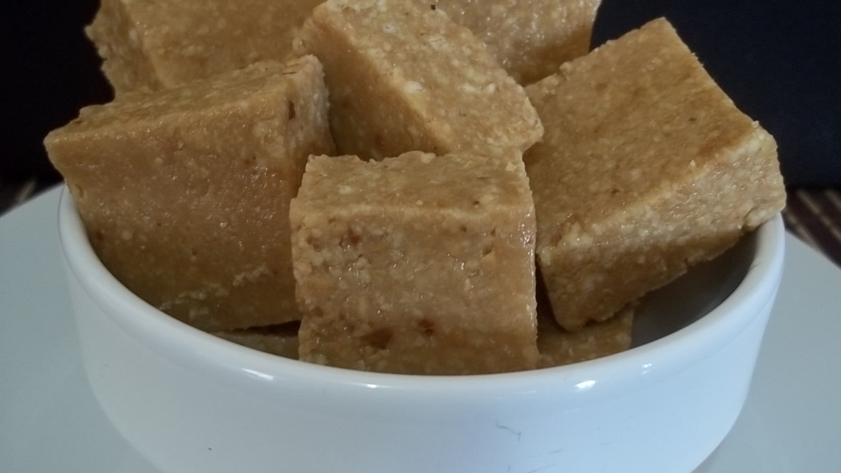Paçoquinha com leite condensado e bolacha