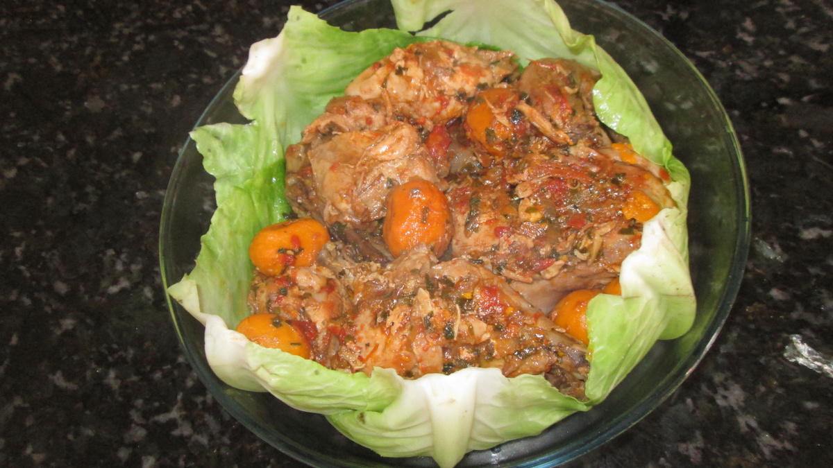 Frango com Pequí e repolho