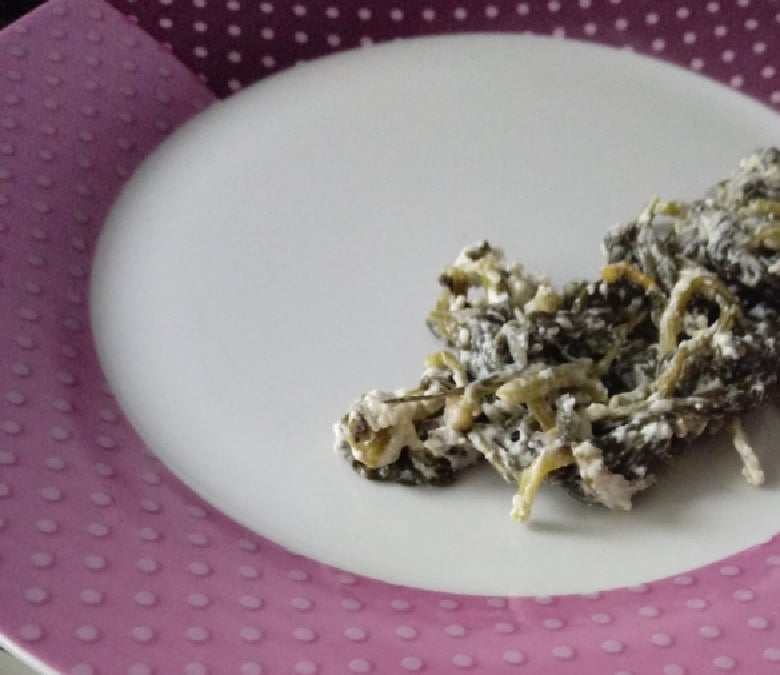 Espinafre com cream cheese fácil
