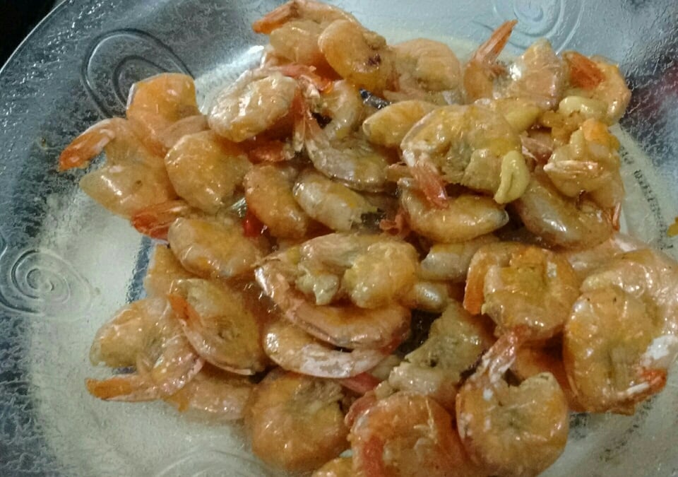 Camarão frito na cerveja, receita da Mamy