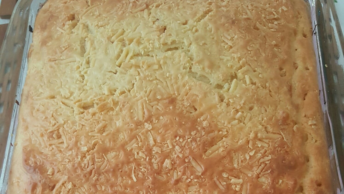 Torta de carne seca desfiada