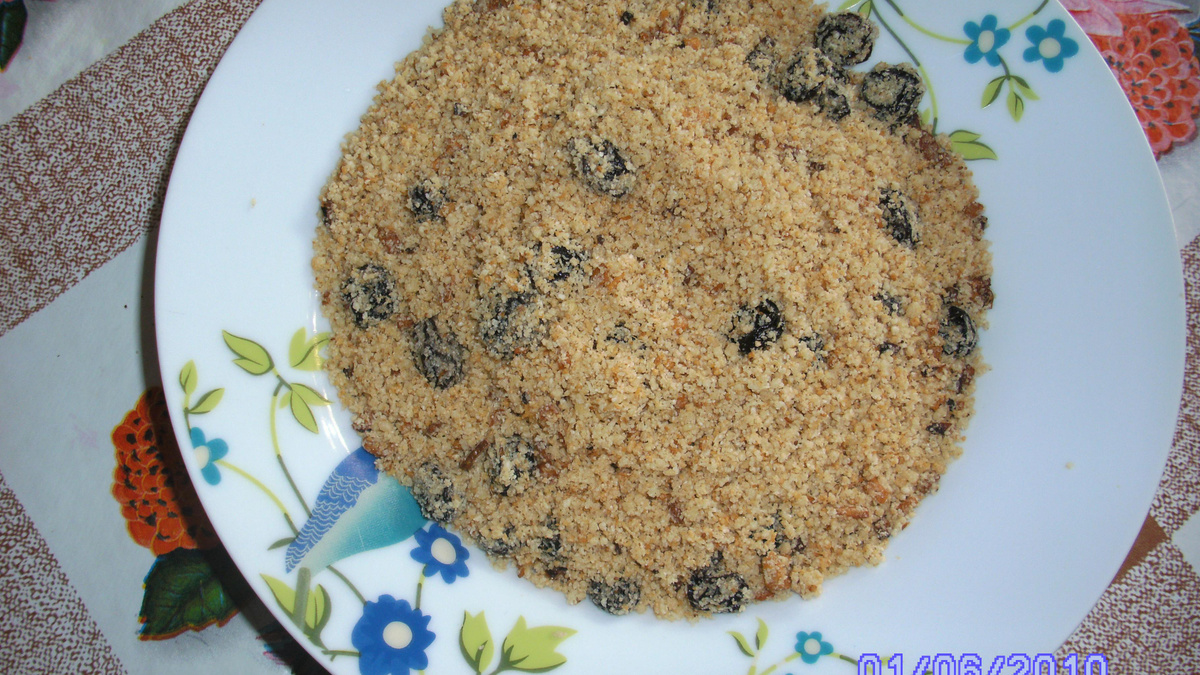 Farofa de alho com passas