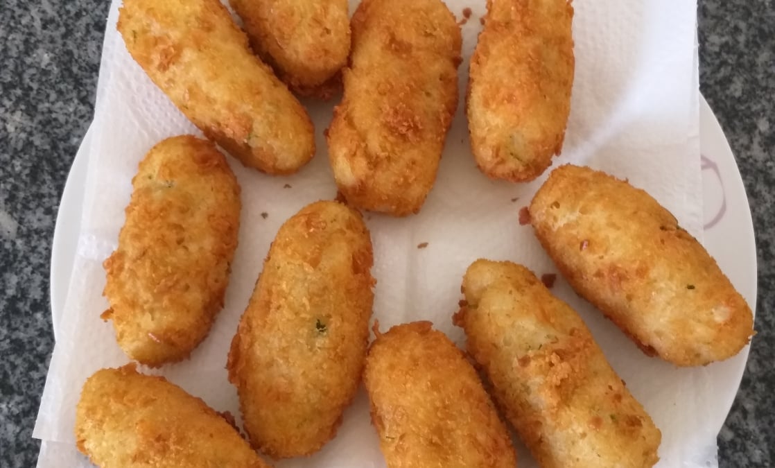 Croquete de calabresa