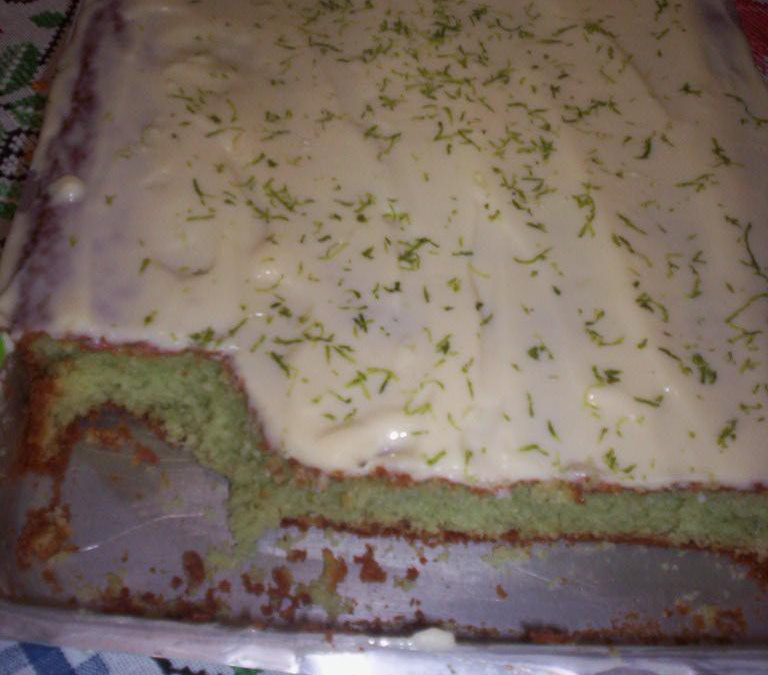 Bolo verde de laranja