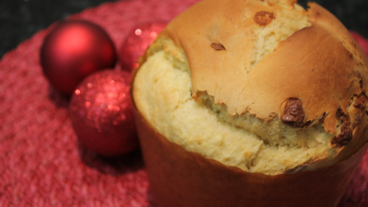 Panetone de Frutas Cristalizadas ou Panetone de Chocolate