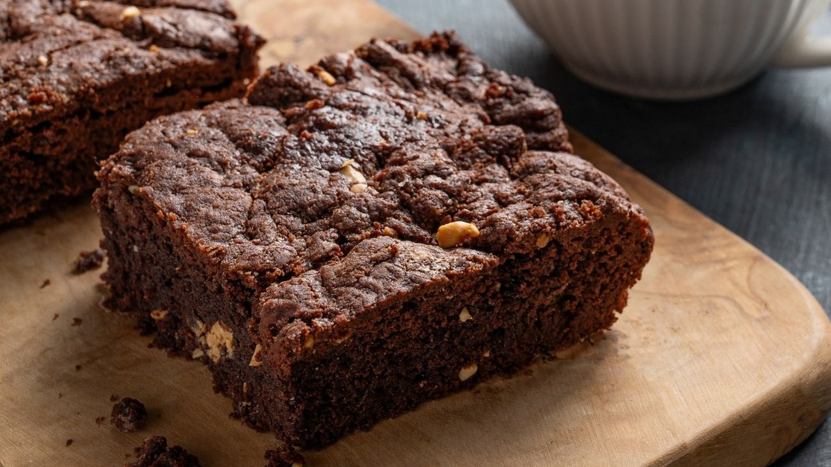 Brownie de 3 ingredientes sem glúten e sem lactose