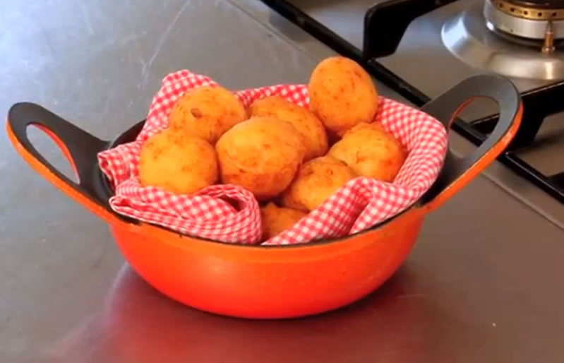 Bolinhas de queijo