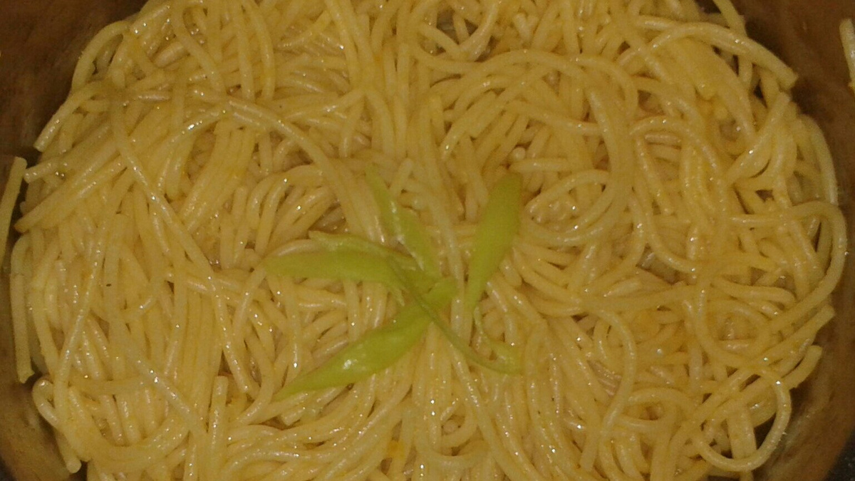 Macarrão ao alho e óleo prático
