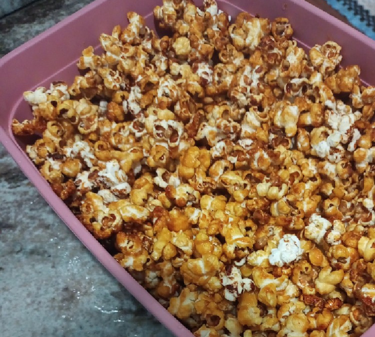 Pipoca doce caramelizada