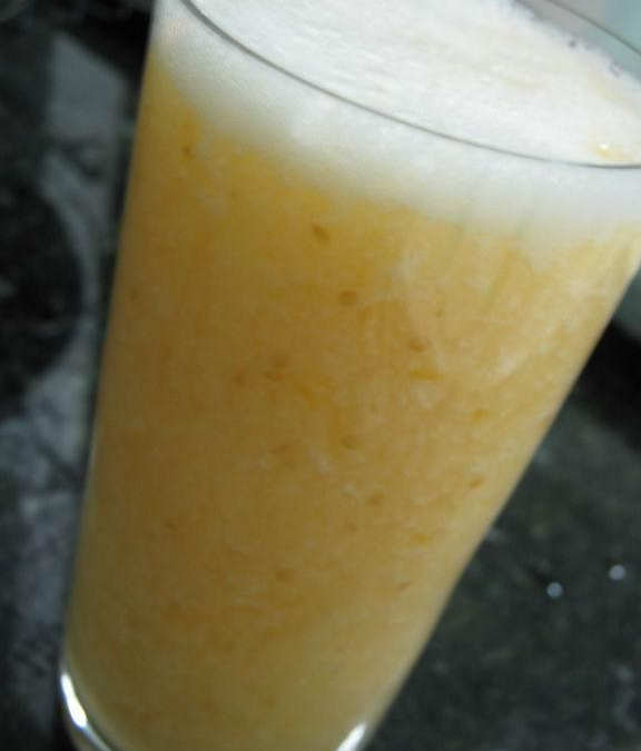 Vitamina de pera, physalis e gengibre