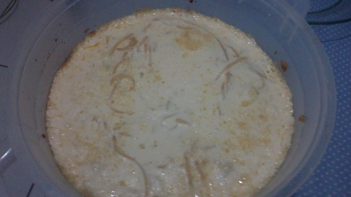 Macarronada à bolonhesa com molho branco