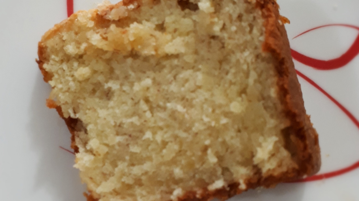 Bolo de banana tipo prata
