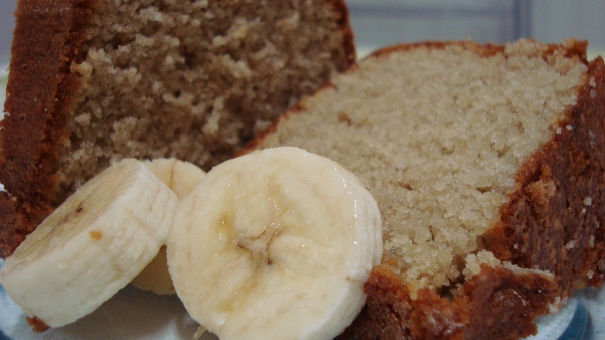 Bolo de banana no liquidificador - receita vinda direto da Bahia