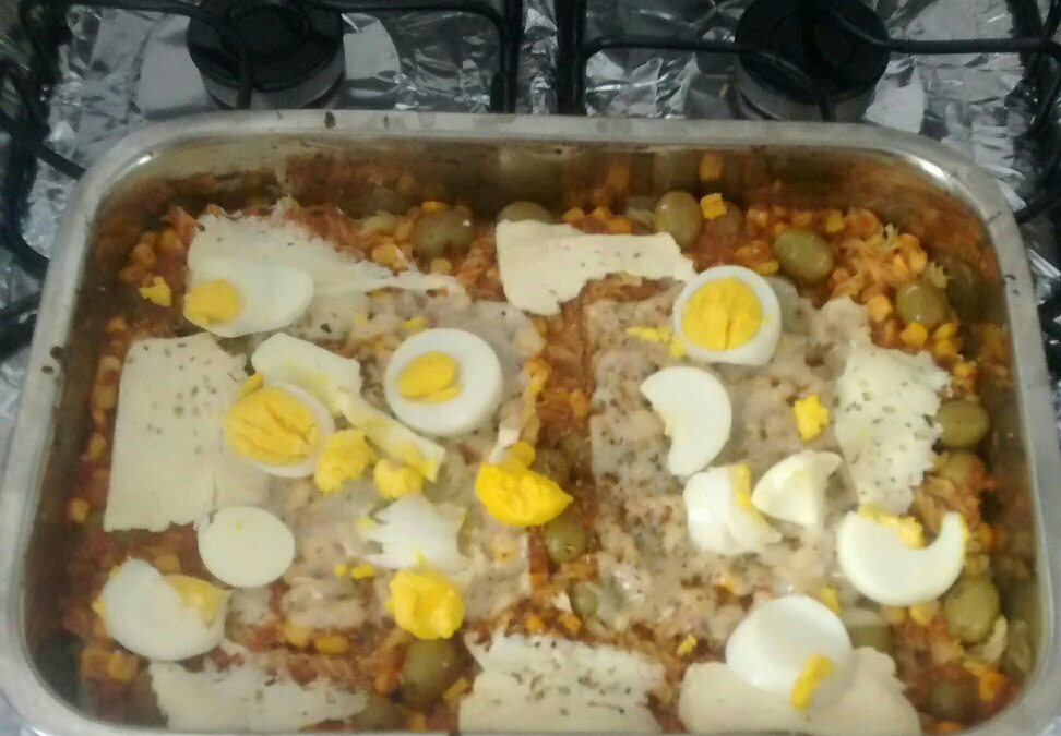 Macarrão com atum gratinado