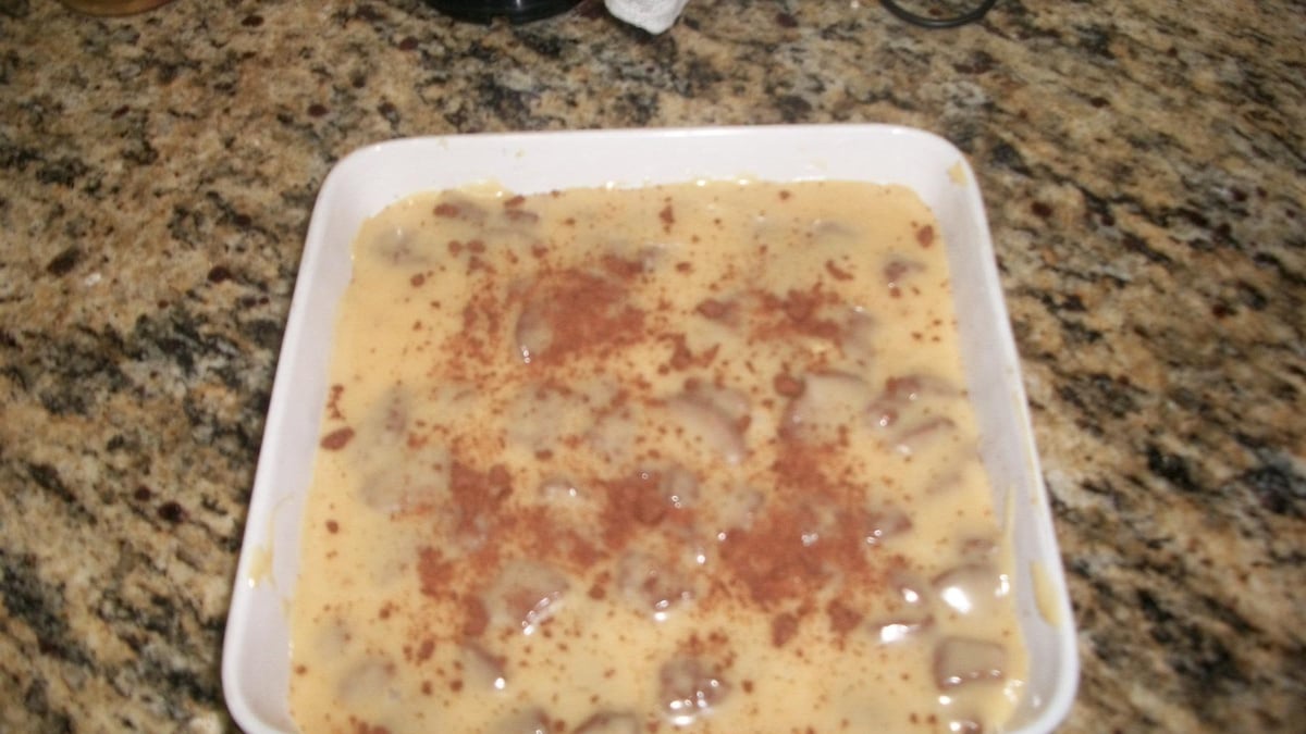 Fudge de chocolate branco com cookies