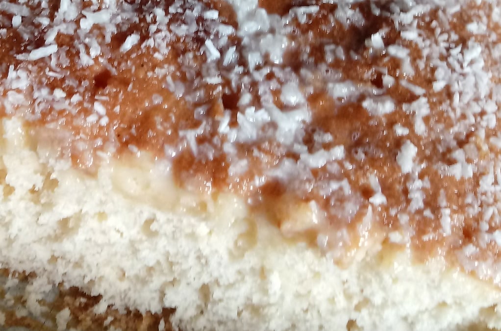 Bolo de refrigerante de laranja