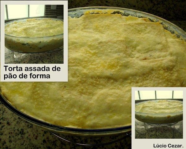 Torta assada de pão de fôrma recheada com creme de milho e frango