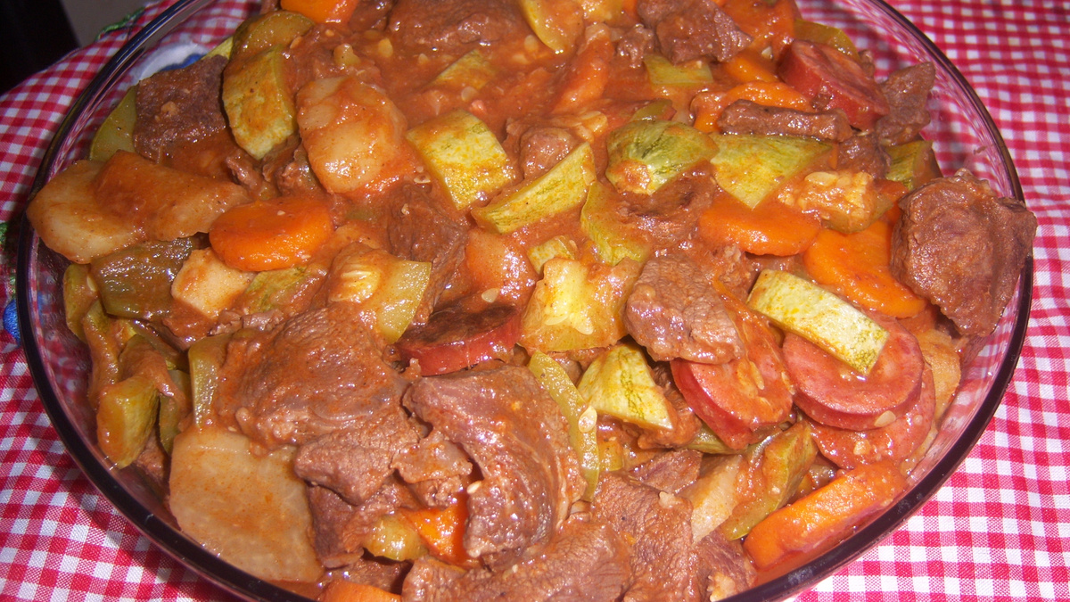 Carne colorida bonita fácil e gostosa