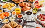 Revelamos os 5 alimentos mais saudáveis para comer no café da manhã, segundo nutricionista