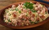 Essa é a melhor farofa de natal que eu já comi: receita simples, fácil e com bacon, é claro