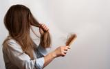 Poucos sabem, mas esses 5 alimentos podem acelerar a calvície, segundo dermatologista!