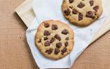 Biscoito caseiro com gotas de chocolate que derrete na boca: aprenda a fazer a receita perfeita para o lanche da tarde