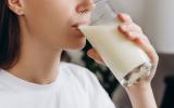O que acontece se eu beber leite todos os dias? Veja o que os cientistas tem a dizer!