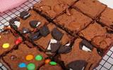 Todo mundo vai querer a receita desse brownie sem manteiga e muito fofinho: fiz para vender e acabou em minutos!