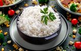Palavra de um Masterchef: o truque simples para fazer o melhor arroz branco da vida (na textura perfeita!)