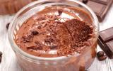 Há anos faço esse mousse de chocolate toda semana e é sempre um sucesso: receita de família, segredo revelado