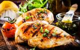 Erros que você comete na hora de fazer frango: confira