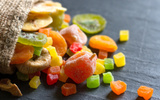 Quem não pode comer frutas cristalizadas no Natal? Esse ingrediente pode ser perigoso para algumas pessoas!