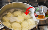 Adicione vinagre à água da batata e veja a mágica acontecer!