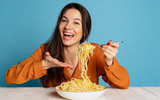 Palavra de bioquímica: dá para comer macarrão, pão e arroz sem ter picos de glicose com esse truque simples na hora da refeição