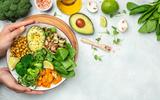 Verão chegou com tudo! Descubra quais são as frutas e legumes da estação para preparar receitas nutritivas, gostosas e com ótimo custo-benefício