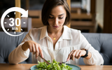 Eu como isso 30 minutos antes das refeições e nunca mais comi demais: são 3 dicas infalíveis que aprendi com uma nutricionista