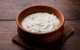 Como fazer coalhada: receita fácil é perfeita para o café da manhã ou lanche saudável