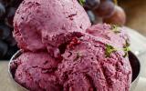 Sorvete de uva com apenas dois ingredientes é sucesso com crianças e adultos, mas escolha a fruta certa