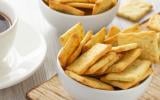 Salgadinho de massa de pastel na airfryer é o petisco crocante mais rápido de fazer quando tem visitas em casa