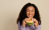 Dá para comer hambúrguer todo dia mesmo de dieta, desde que você siga essas dicas da nutri