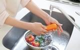 Alimentos sujos nunca mais! Aprenda como higienizar frutas, legumes e verduras do jeito certo com essas dicas INFALÍVEIS