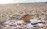 Confira 4 itens essenciais para quem vai curtir a praia neste verão