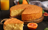 Bolo de laranja muito fofinho e sem glúten é a receita perfeita para tomar com um cafezinho hoje