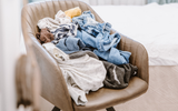 Pessoas que empilham roupa suja na cadeira do quarto, costumam ter esses 5 hábitos em comum