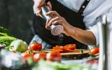 Caixa misteriosa e primeira eliminação: veja o que rolou no MasterChef