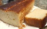 Receita INACREDITÁVEL de pão caseiro no liquidificador: é só bater tudo e colocar para assar!